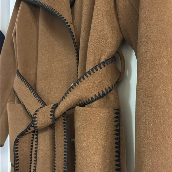 Elegant Brown Women's Coat - Picture 5 of 11